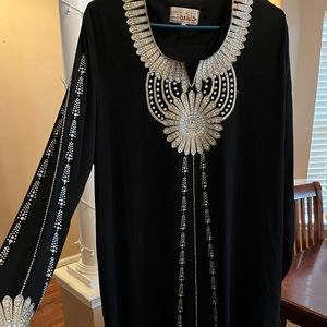 Black and gold abaya